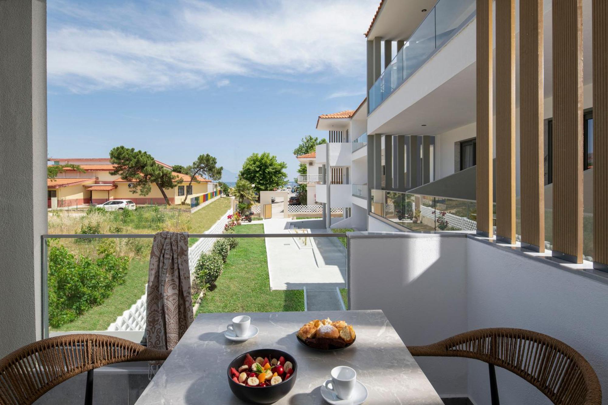 Asteras Hotel Сарті Екстер'єр фото